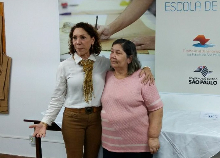 Fundo Social certifica 35 alunos  da Escola de Moda