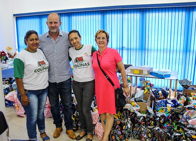 A Secretaria Municipal de Assistência Social promoveu na quarta-feira, 20, manhã recreativa no Parque Colinas