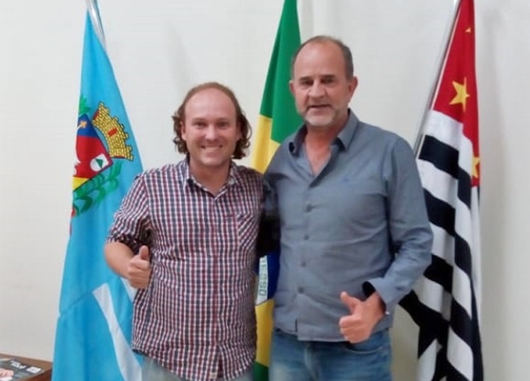 Prefeito recebe visita de Rodrigo Agostinho