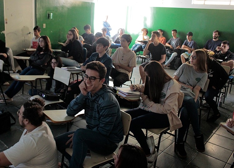 Alunos do Colégio dos Professores