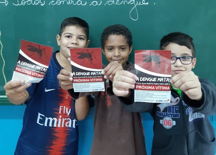 Alunos da escola Maria Amélia