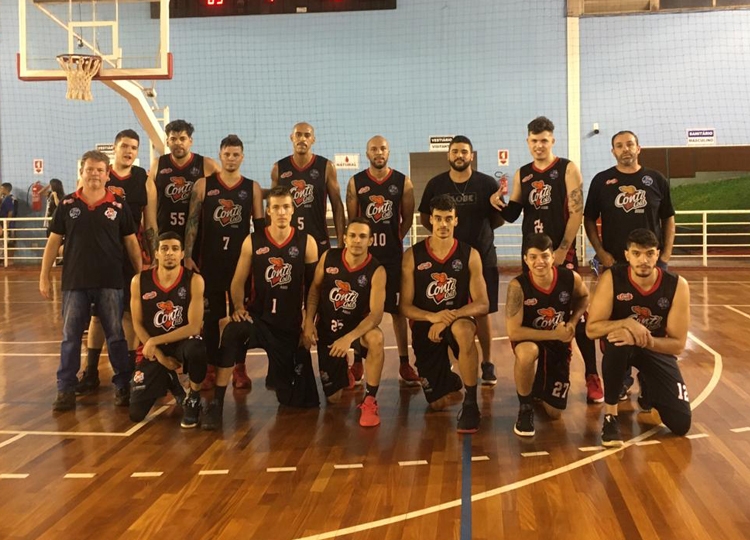 Basquete vence 
