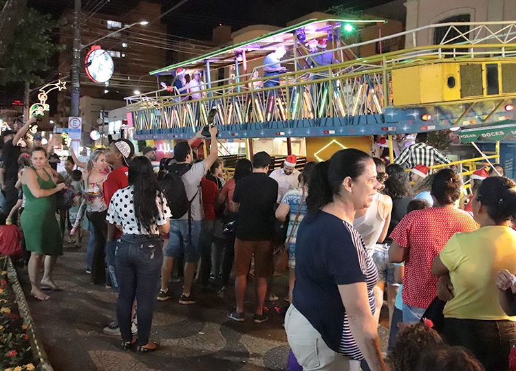 Carreta da Alegria 