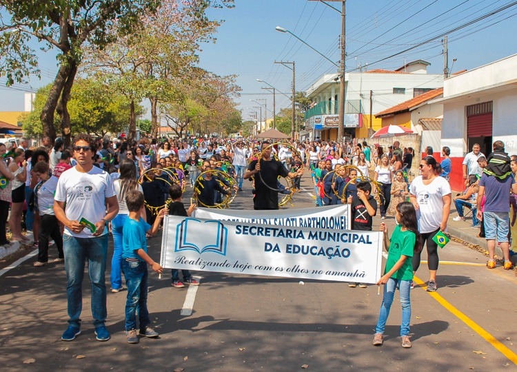 Desfile cÃ­vico 7 de setembro