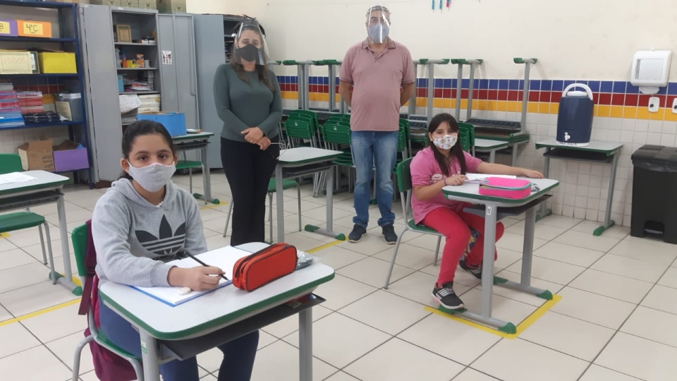 Aulas presenciais na Rede de Ensino