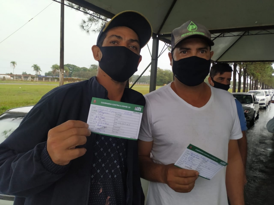 Profissionais da Educação estão sendo imunizados contra a Covid-19