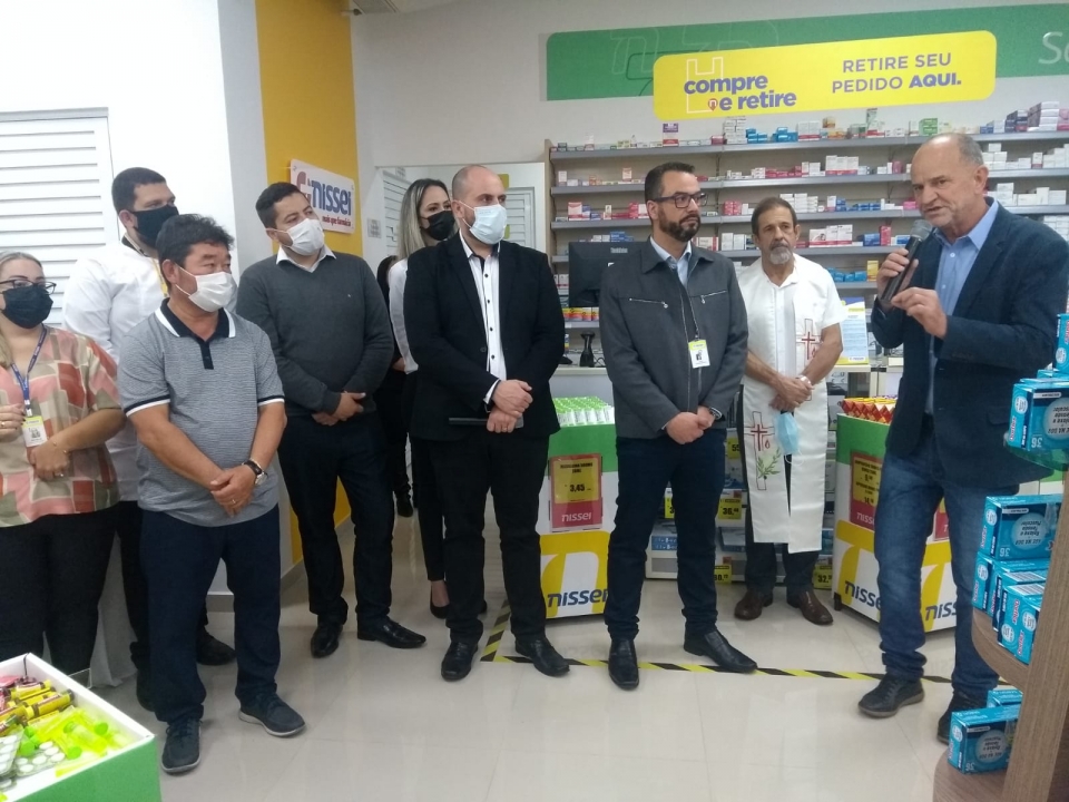 ASSIS EM MOVIMENTO: Rede de farmácias 'Nissei' inaugura primeira loja na cidade