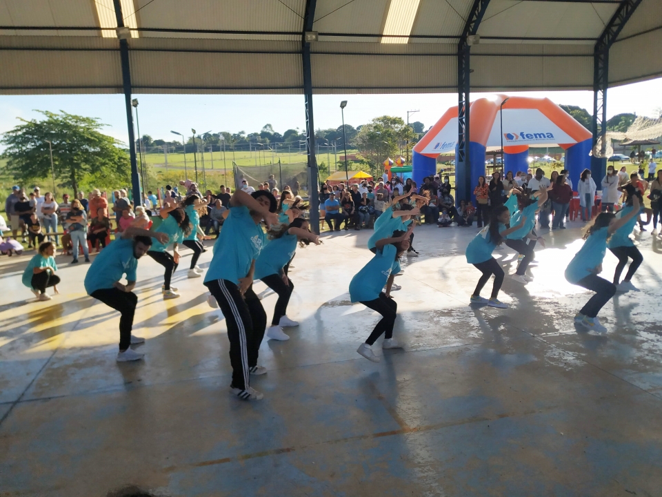 Ação Social ‘Estação Cidadania - COMUNIDADE EM MOVIMENTO' no CRAS 3 reúne centenas de pessoas