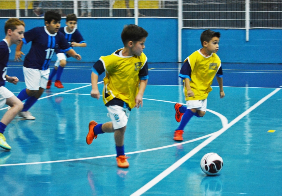 Copa Assis de Futsal Infantil chega a 50 jogos na metade da competição