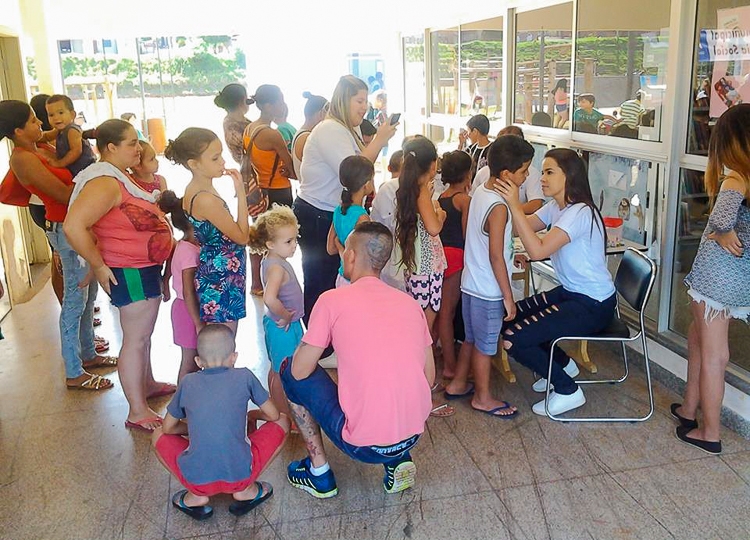 Festa às crianças do Parque Colinas
