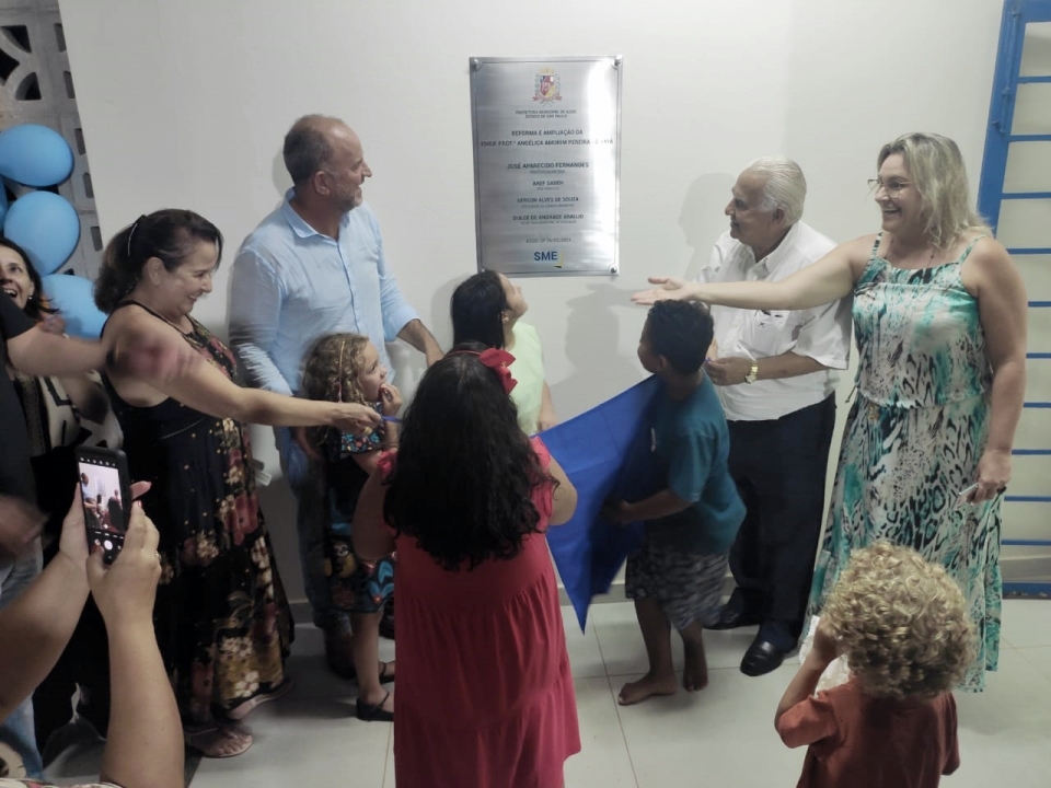 Prefeitura inaugura ampliação e quadra poliesportiva na EMEIF Prof.ª Angélica Amorim Pereira - D. Yayá