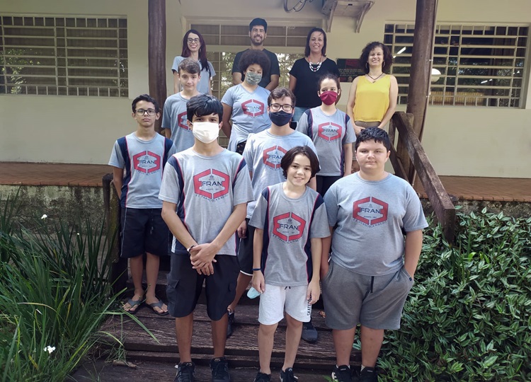 EDUCAÇÃO AMBIENTAL EM MOVIMENTO: Alunos da Escola ‘Francisca Ribeiro Mello Fernandes’ representam Assis na final da Feira de Ciências das Escolas Estaduais de São Paulo