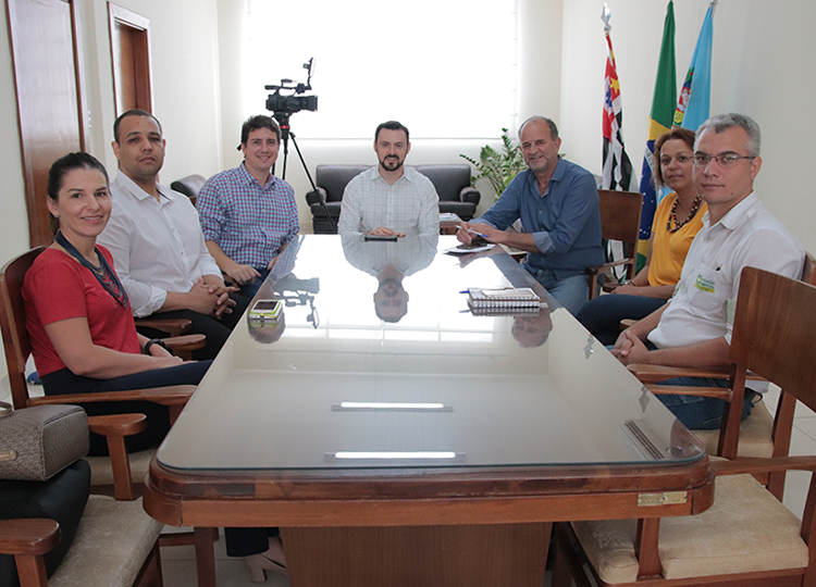 Prefeitura e Sebrae fecham parceria para 2020