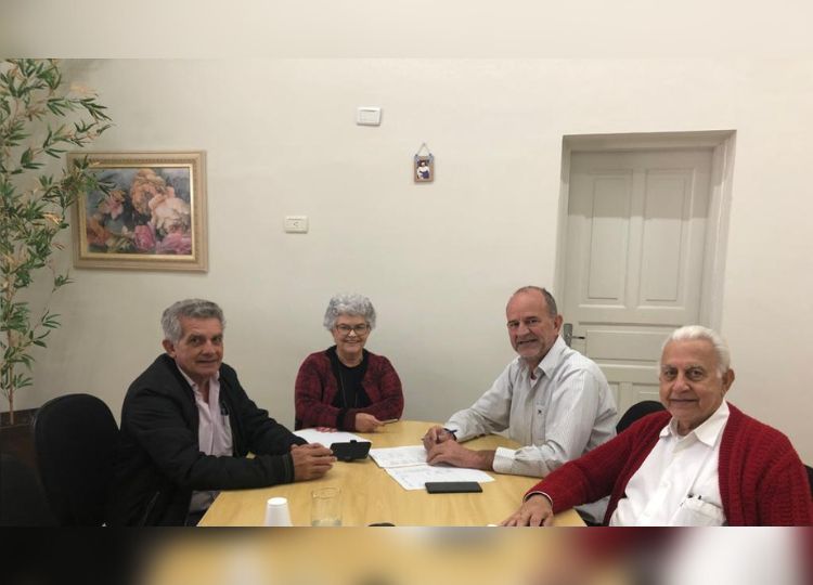 Prefeito José Fernandes e vice Aref Sabeh avaliam orçamento da Educação para 2023