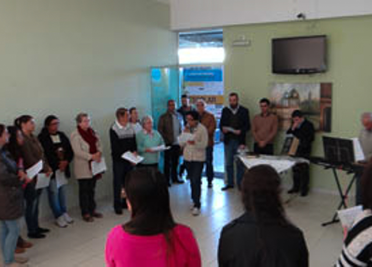 Funcionários da Educação e autoridades municipais participam de Culto Ecumênico