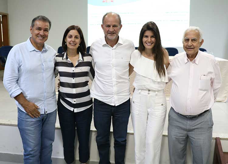 SAÚDE EM MOVIMENTO: Reunião em prol do Hospital Regional de Assis reúne principais lideranças da região