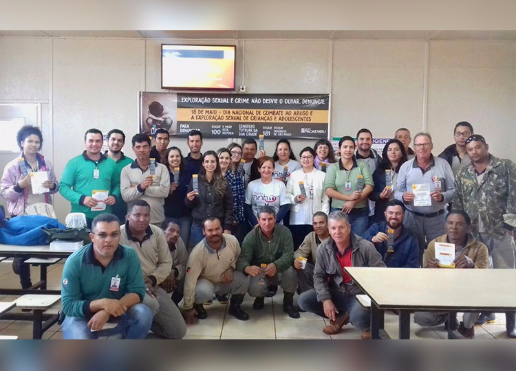 CREAS faz palestra a funcionários de construtora da cidade