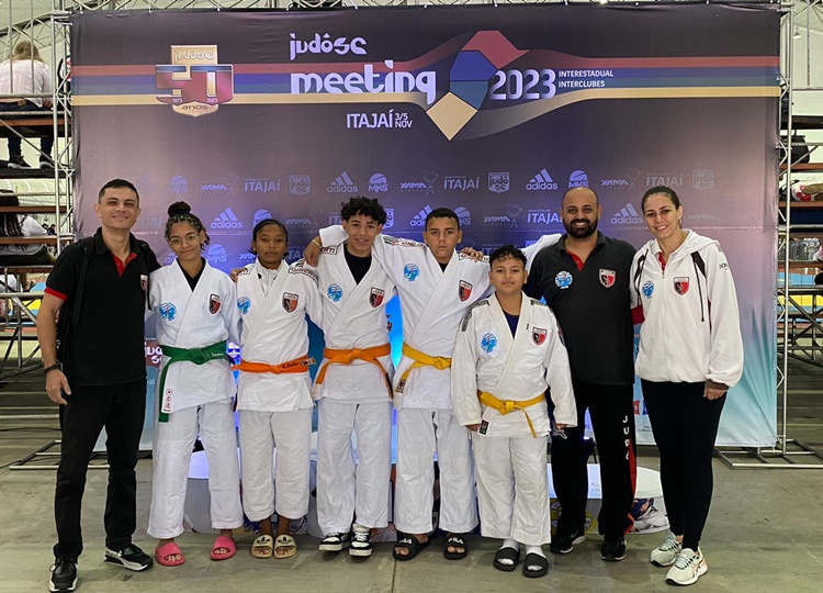 Judô Assis conquista excelentes resultados no Meeting Interestadual Interclubes em Itajaí/SC