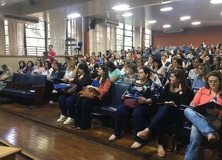 Escolas de Assis participam de Replanejamento Conectado