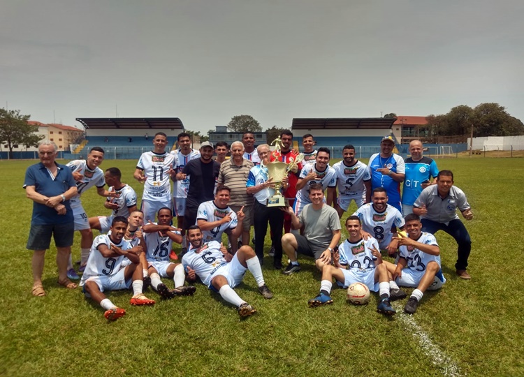 Vilas Bar é campeão do 1º Torneio de Futebol Varzeano de Assis