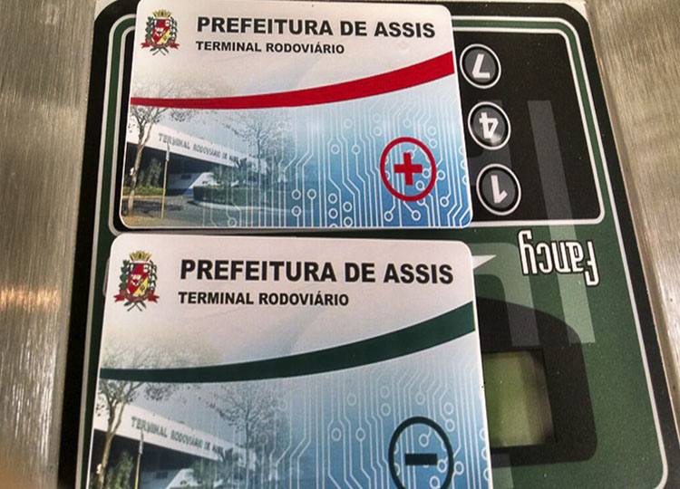 Rodoviária de Assis instala sistema de catracas eletrônicas