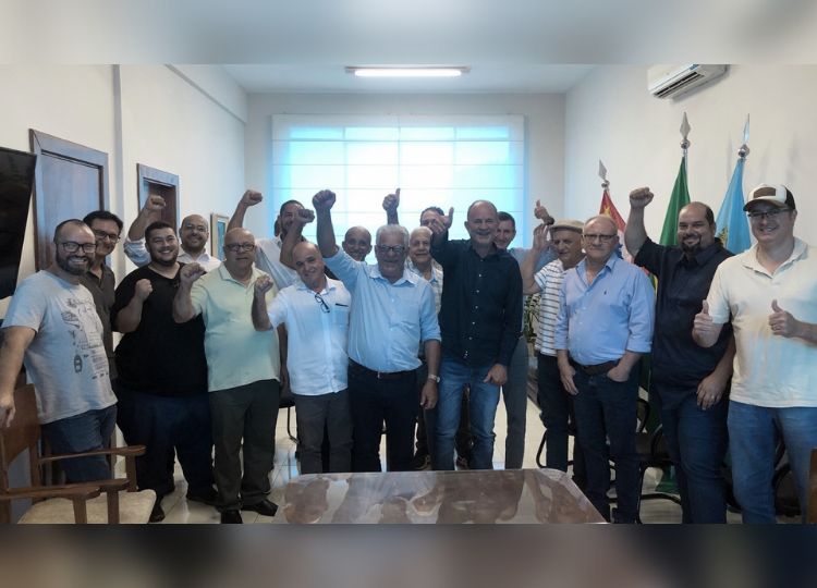 Empresas assinam contratos de área do novo Distrito Industrial em Assis