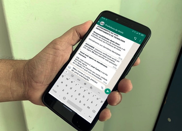 TECNOLOGIA EM MOVIMENTO: Canal da Prefeitura no WhatsApp registra mil atendimentos ao vivo