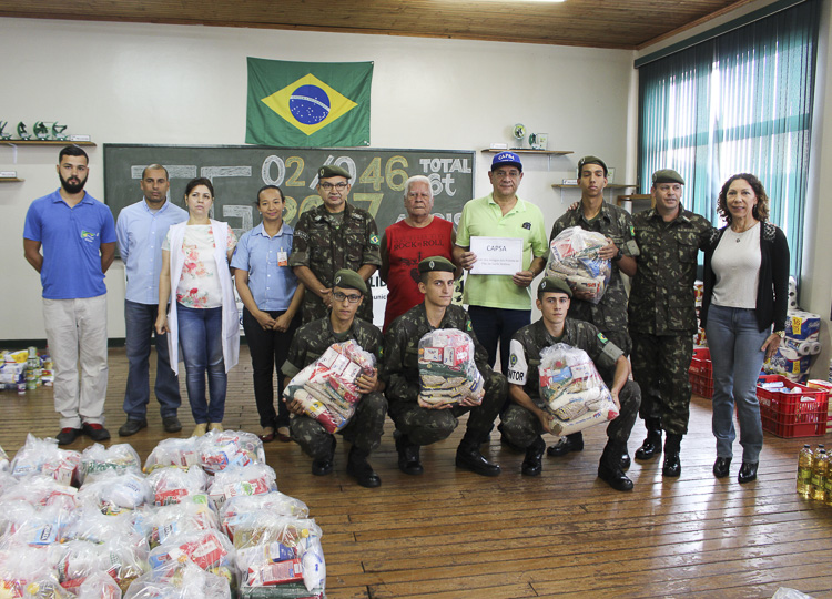 Tiro de Guerra repassa mais de 6 toneladas de alimentos a entidades de Assis