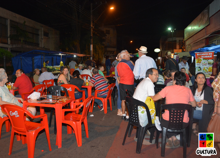 Feira da Noite oferece programação especial de aniversário nesta terça, 28