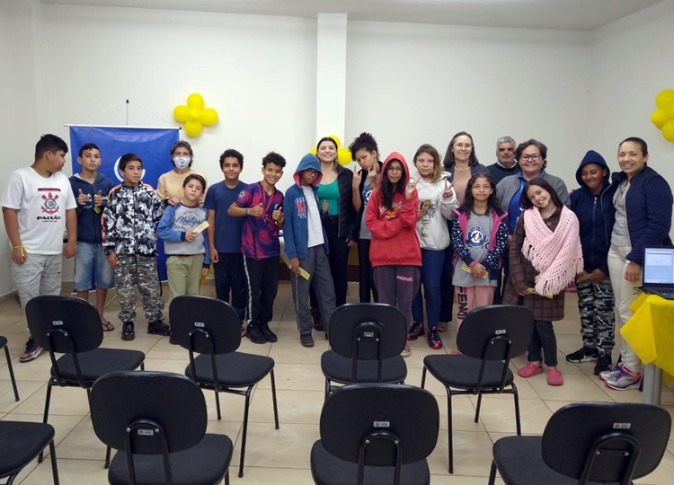 PROJETO FUTURO: crianças e adolescentes participam de palestra no CRAS 1