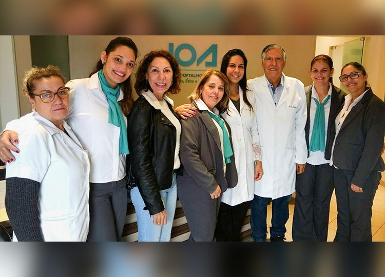 Crianças da 2ª turma do Projeto Visão do Futuro passam por consultas oftalmológicas