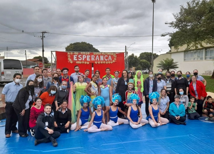 CULTURA EM MOVIMENTO: Trupe de Circo do Projeto "Assis Tá Arte" da Secretaria Municipal de Cultura se apresenta no AME