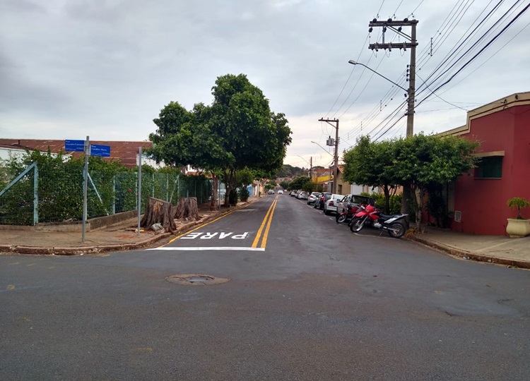 Departamento de Trânsito amplia sentido de direção em trecho da Rua Cândido Mota
