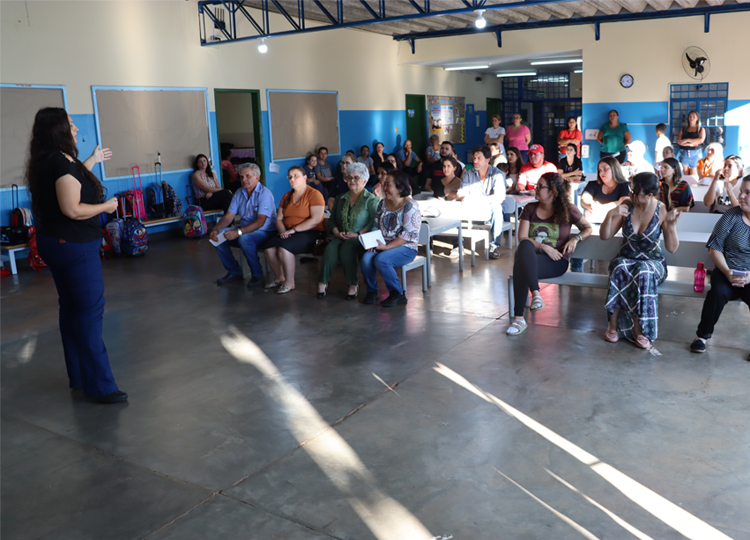 EMEI Profª Judith de Oliveira Garcez realiza reunião para tratar segurança da escola