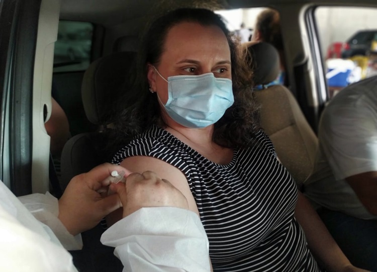 COVID-19: Nesta quinta-feira, 9, haverá Drive Thru na Ficar para a 2ª dose de pessoas de 45 anos ou mais que tomaram Pfizer ou AstraZeneca