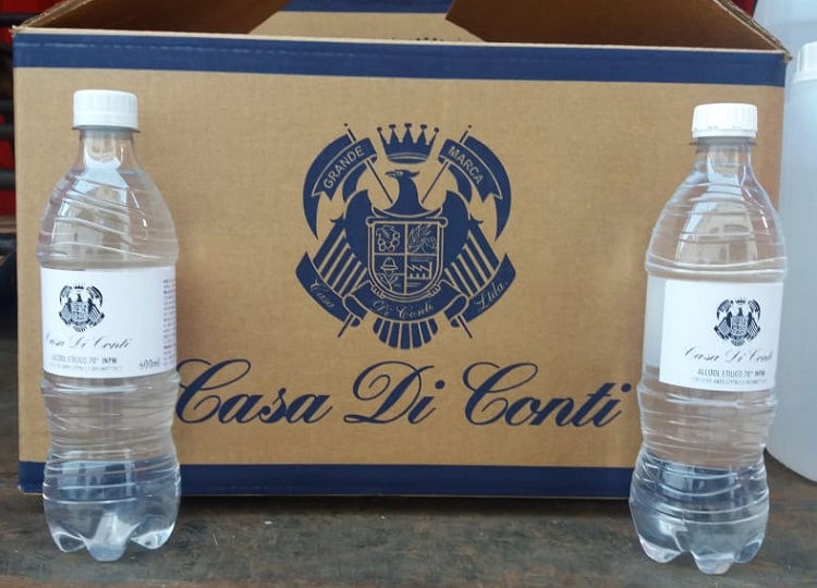 Casa di Conti faz doação de álcool para Saúde de Assis