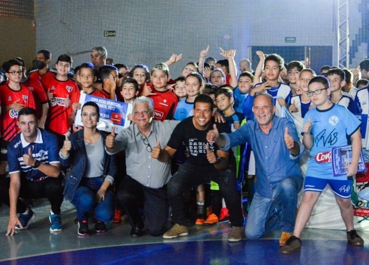 ESPORTE EM MOVIMENTO: Cerimônia de Abertura da 34ª Copa Assis de Futsal Infantil emociona público