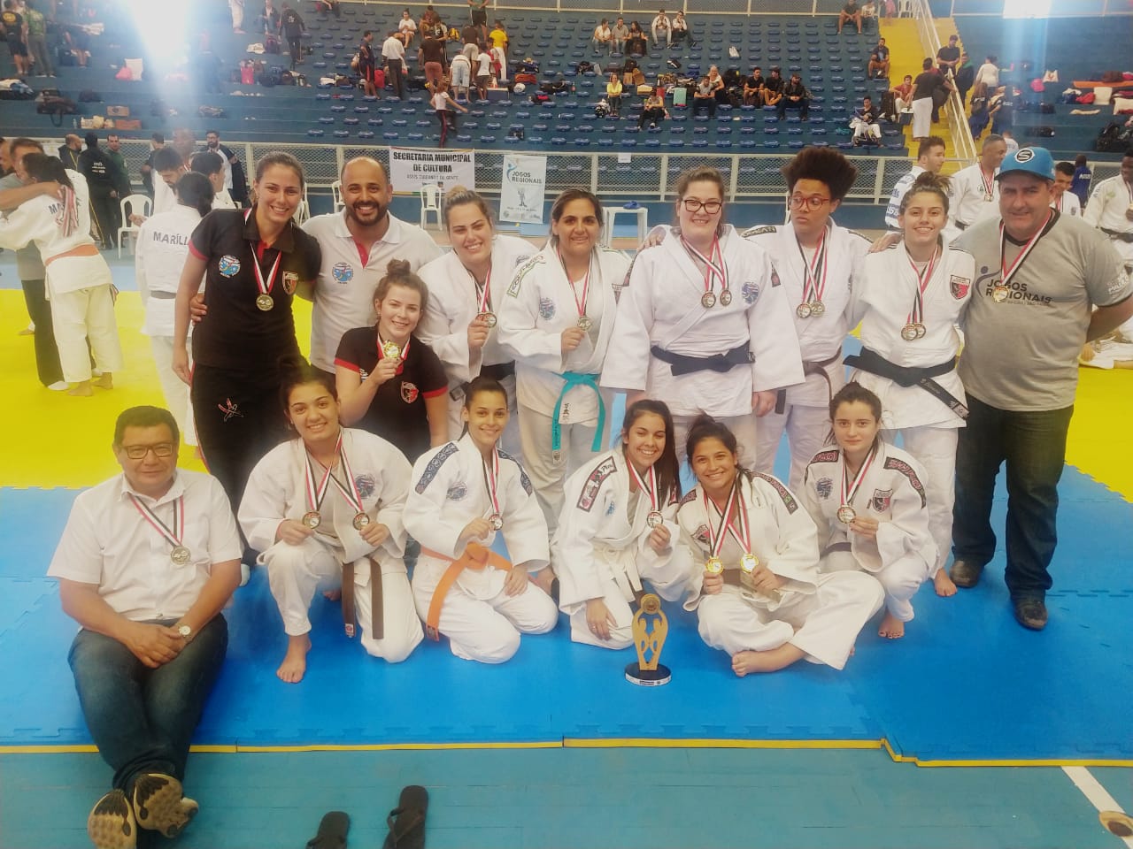 Domingo de muitas vitórias para Assis, judô masculino e feminino conquistam ouro