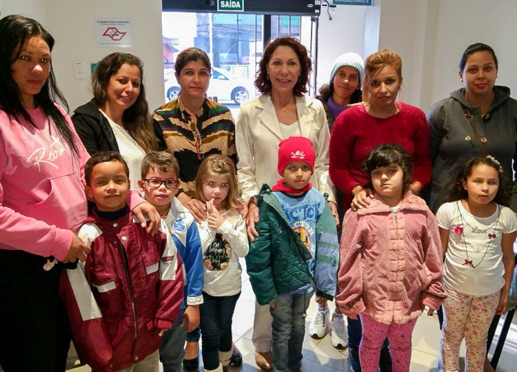 Crianças da Rede Municipal de Ensino passam por consultas oftalmológicas