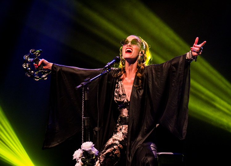 Assis recebe neste sábado, dia 20, o Circuito Sesc de Artes, com show de Ana Cañas cantando Belchior