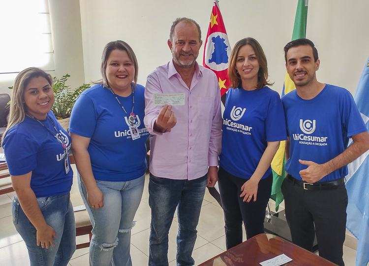 Ganhador da bolsa de estudos da Unicesumar optou pelo curso de Gestão Comercial