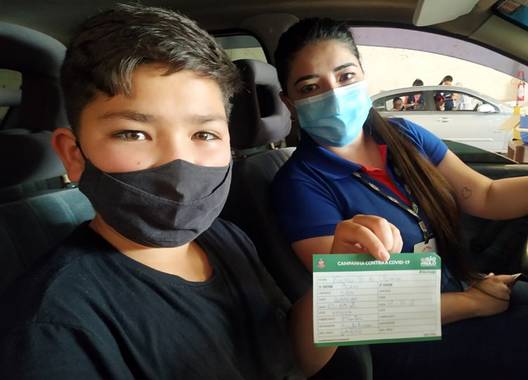 Assis inicia vacinação de adolescentes  de 12 anos sem comorbidades
