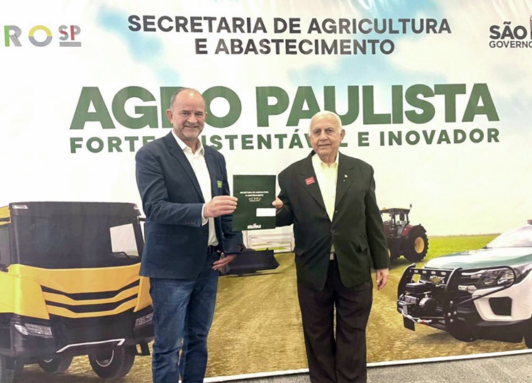 CIDADE EM MOVIMENTO: Prefeito José Fernandes  e vice Aref anunciam conquista de novos equipamentos para Assis