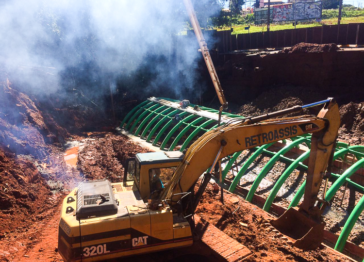 Construção de ponte na Otto Ribeiro segue cronograma de serviços
