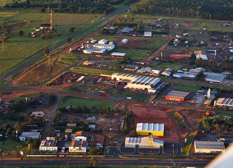 Secretaria da Indústria e Comércio traça novos planos e projetos para o setor