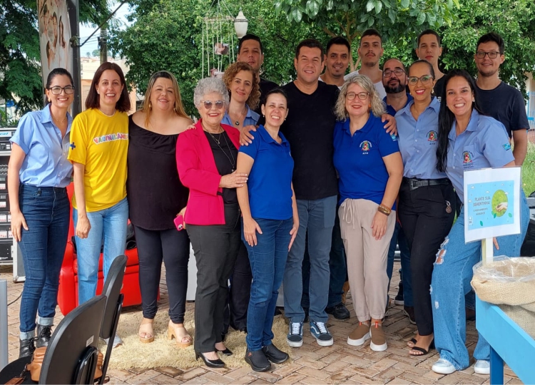 Educação e outras secretarias participam da Caravana de 20 anos da TV TEM