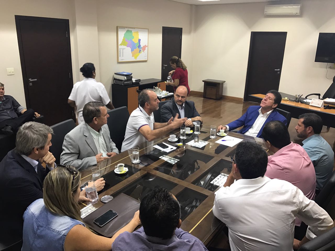Prefeitos do CIVAP estudam alternativas para manter Oncologia em Assis