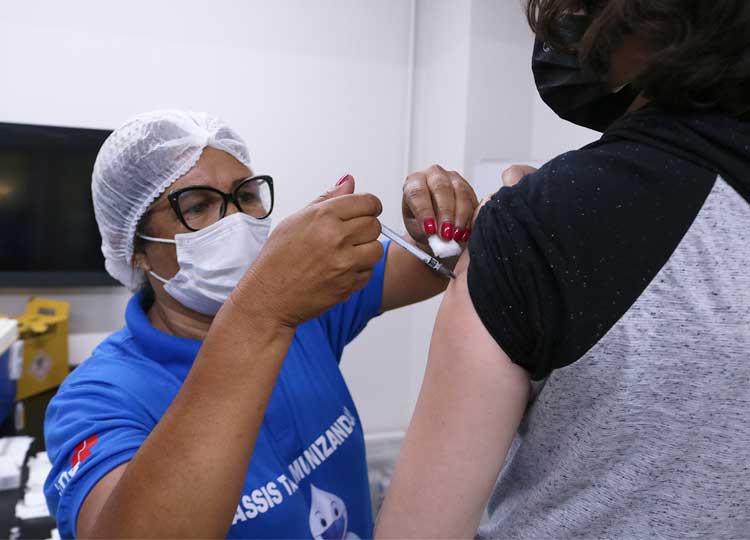 CIDADE EM MOVIMENTO: 16 empresas aderiram ao “Vacina Delivery”; Ação pausa para final de ano