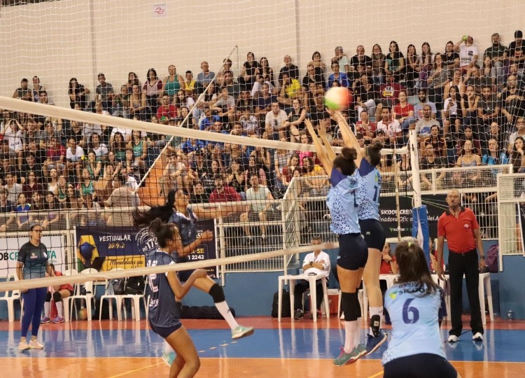 No vôlei feminino, Assis é prata nos Regionais