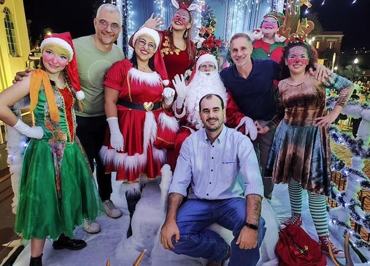 Parceria de Natal entre ACIA e Coopermota encanta assisenses